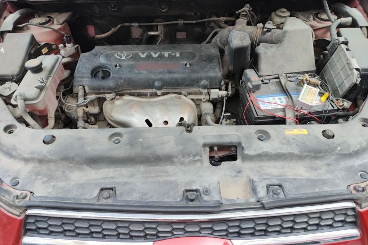 Used Toyota RAV4 2011 2.4L Automatic 4x4 Supreme Navigation Edition Engine Bay