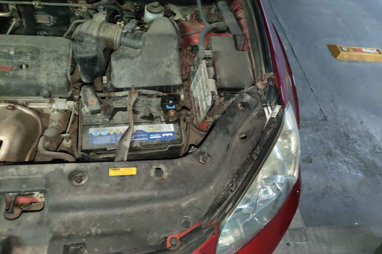 Used Toyota RAV4 2011 2.0L Automatic Luxury Edition Engine Bay Left