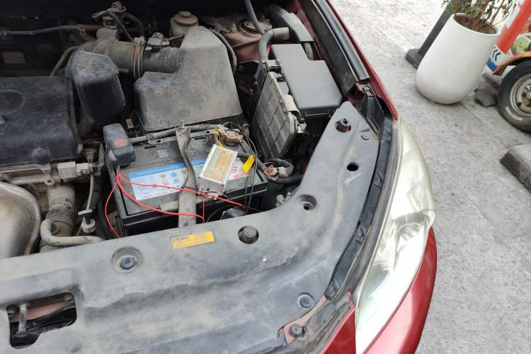 Used Toyota RAV4 2011 2.4L Automatic 4x4 Supreme Navigation Edition Engine Bay Left