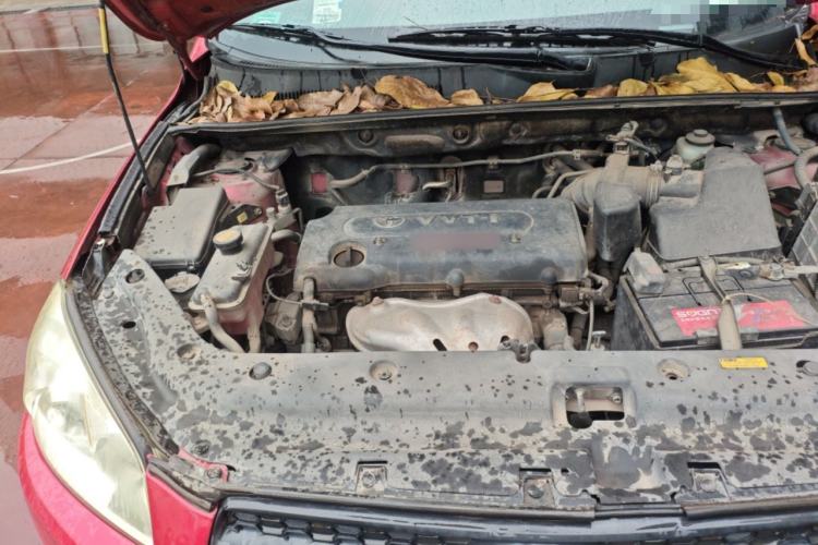 Used Toyota RAV4 2011 2.0L Automatic Classic Edition Engine Bay Right