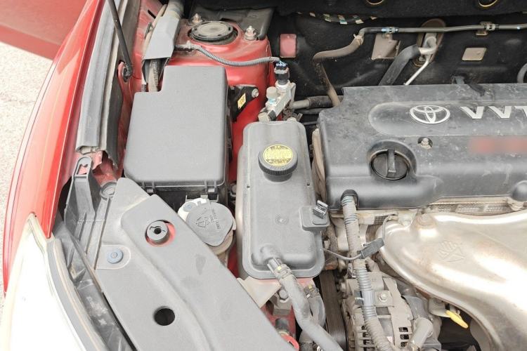 Used Toyota RAV4 2011 2.4L Automatic 4x4 Supreme Navigation Edition Engine Bay Right