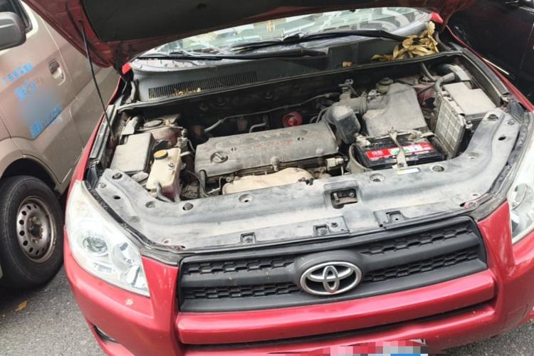 Used Toyota RAV4 2011 2.0L Automatic Classic Edition Engine Bay Right