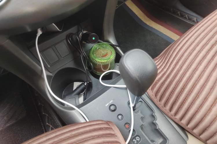 Used Toyota RAV4 2011 2.0L Automatic Classic Edition Gear Lever