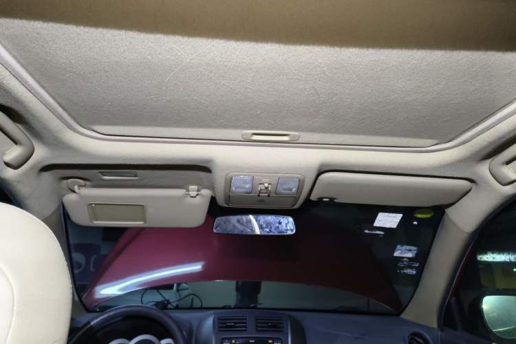 Used Toyota RAV4 2011 2.0L Automatic 4x4 Edition Headliner