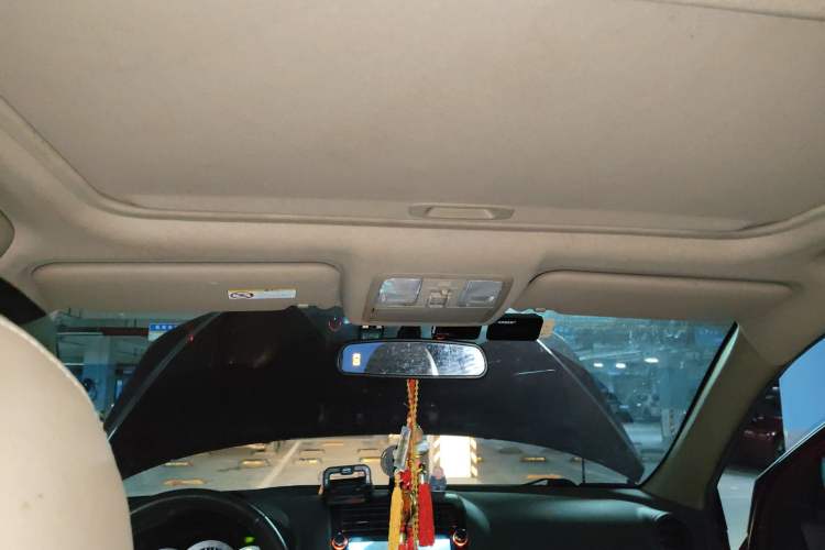 Used Toyota RAV4 2011 2.0L Automatic Luxury Edition Headliner