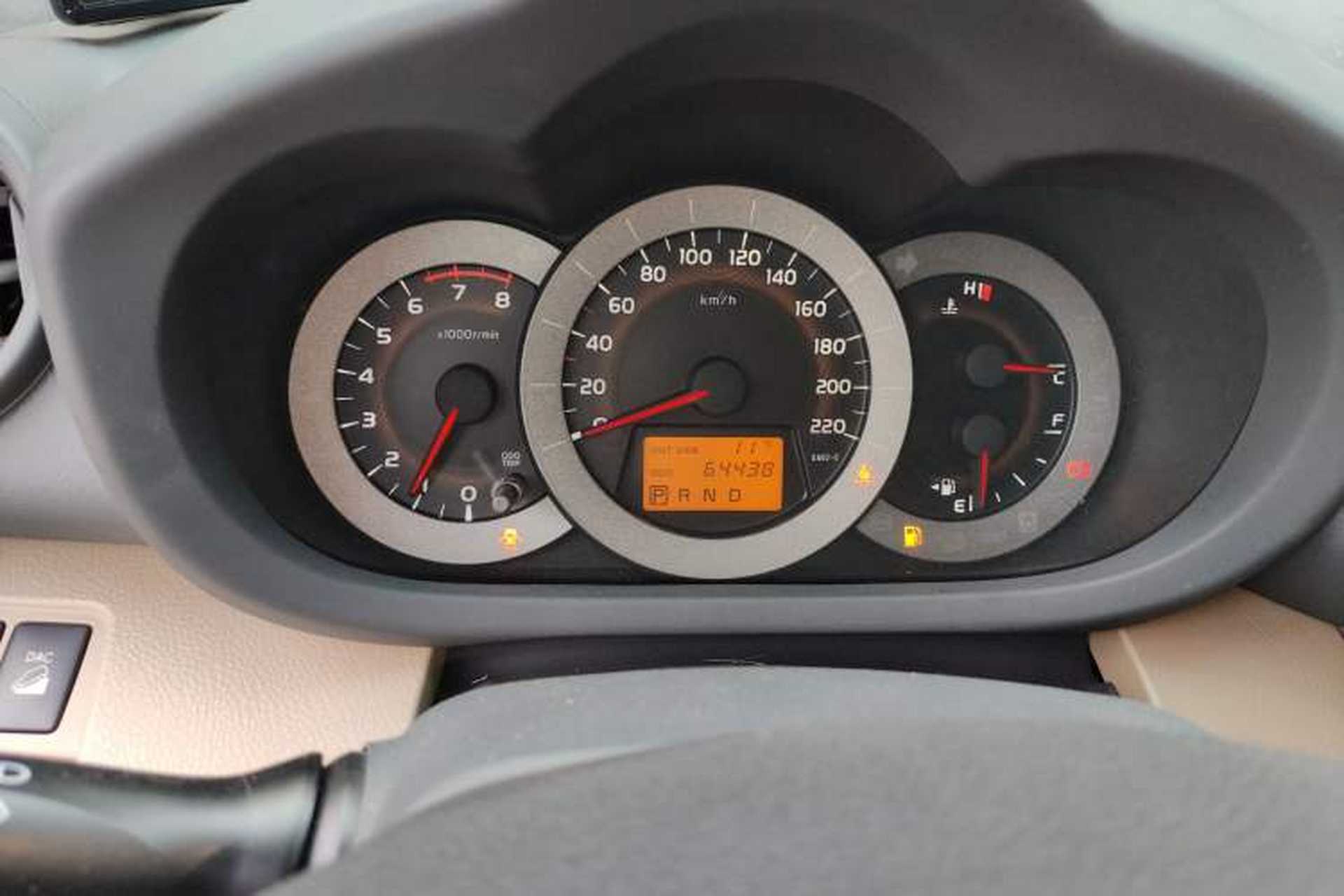 Used Toyota RAV4 2011 2.4L Automatic 4x4 Supreme Navigation Edition Instrument Cluster