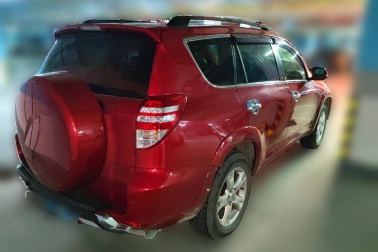 Used Toyota RAV4 2011 2.0L Automatic Luxury Edition Rear Right 45 Deg