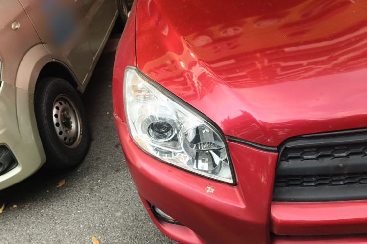 Used Toyota RAV4 2011 2.0L Automatic Classic Edition Right Front Headlight