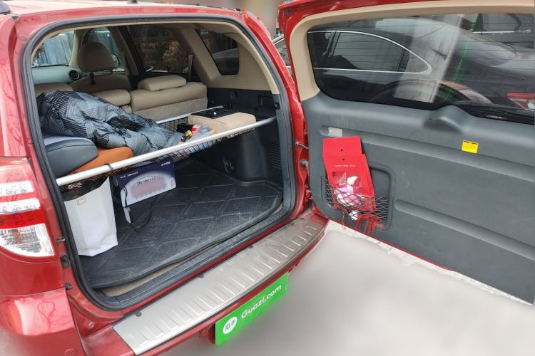 Used Toyota RAV4 2011 2.4L Automatic 4x4 Supreme Navigation Edition Trunk
