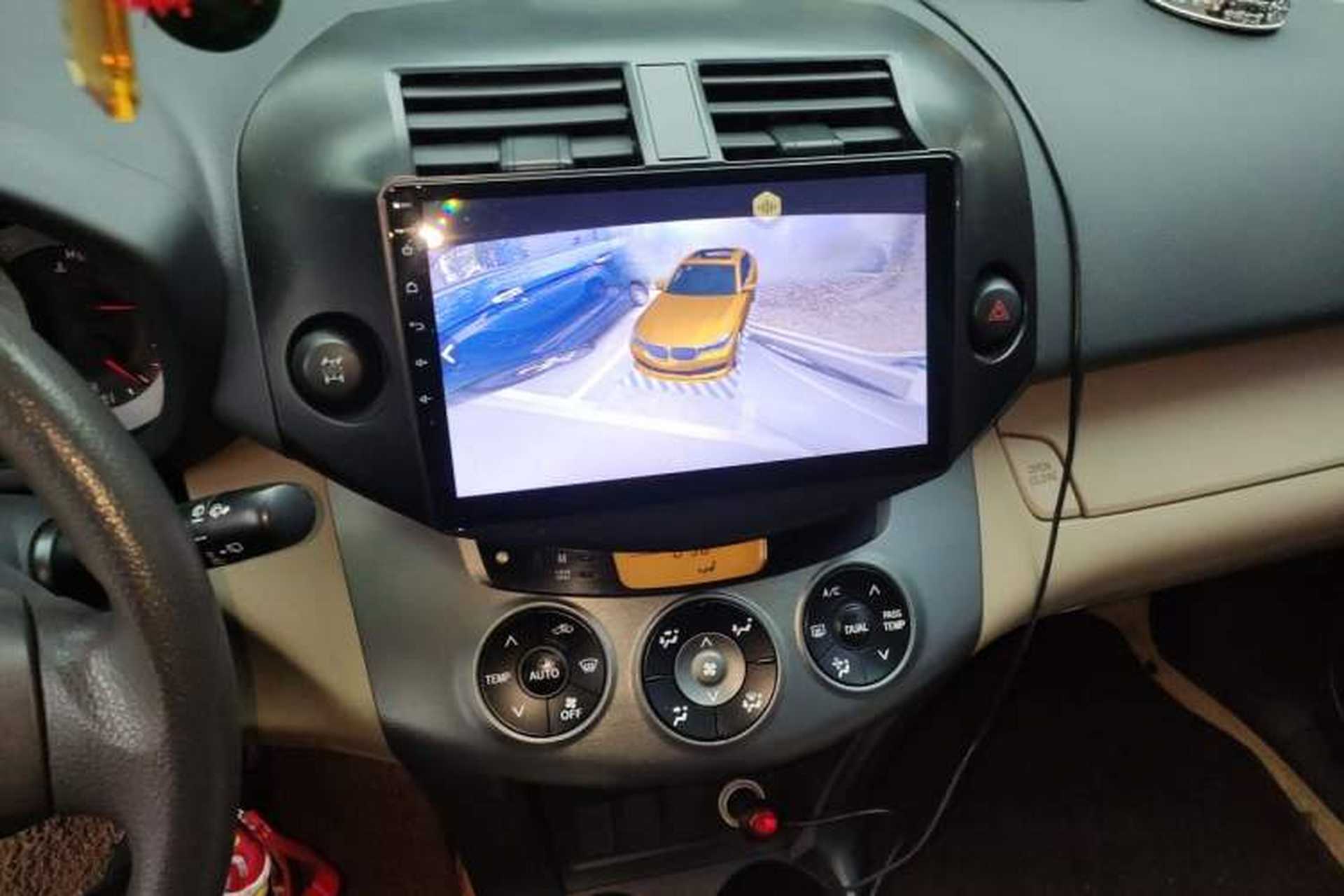 Used Toyota RAV4 2011 2.0L Automatic 4x4 Edition Audio And AC Panel