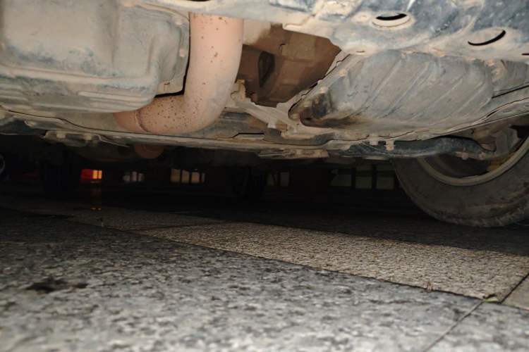 Used Toyota RAV4 2011 2.4L Automatic 4x4 Luxury Edition Chassis Front