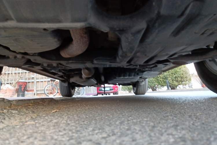 Used Toyota RAV4 2011 2.4L Automatic 4x4 Supreme Edition Chassis Front