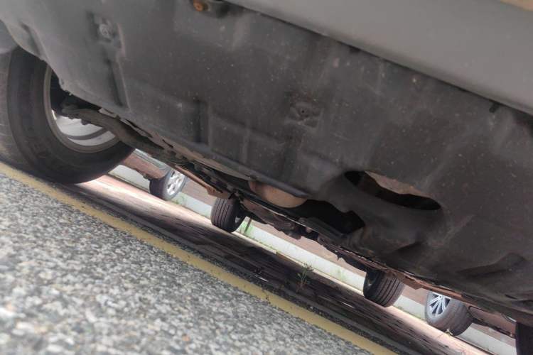 Used Toyota RAV4 2011 2.0L Automatic 4x4 Edition Chassis Front