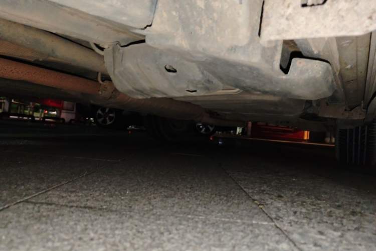 Used Toyota RAV4 2011 2.4L Automatic 4x4 Luxury Edition Chassis Front Left
