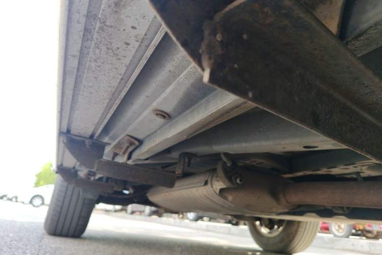 Used Toyota RAV4 2011 2.0L Automatic Luxury Edition Chassis Front Right