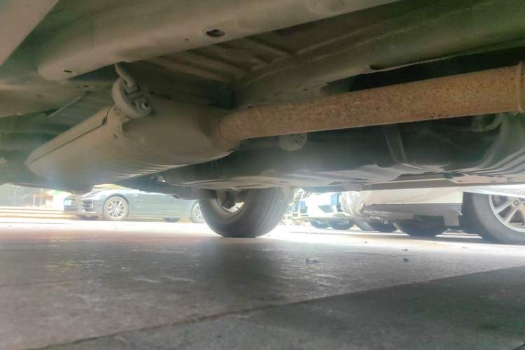 Used Toyota RAV4 2011 2.0L Automatic Luxury Edition Chassis Front Right