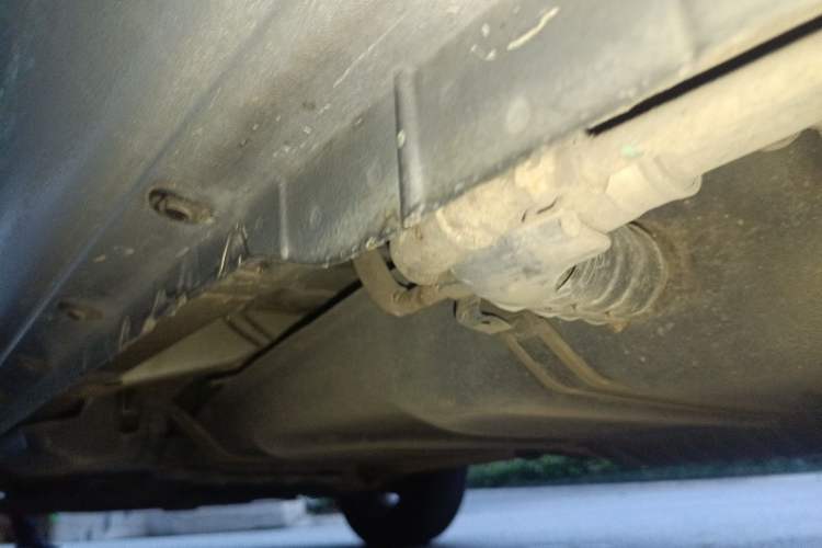 Used Toyota RAV4 2011 2.4L Automatic 4x4 Luxury Edition Chassis Rear Left