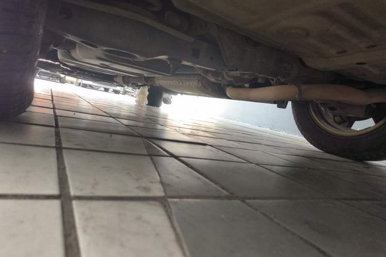 Used Toyota RAV4 2011 2.4L Automatic 4x4 Luxury Edition Chassis Rear Left