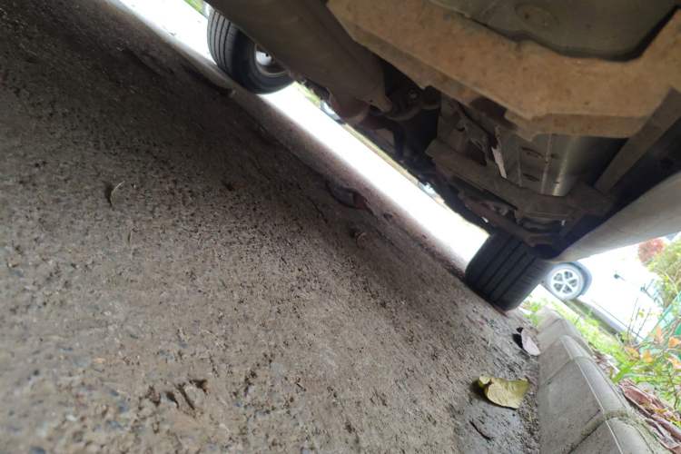 Used Toyota RAV4 2011 2.4L Automatic 4x4 Luxury Edition Chassis Rear Right