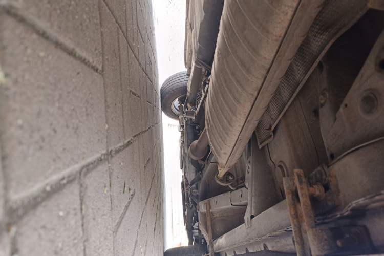 Used Toyota RAV4 2011 2.0L Automatic Luxury Edition Chassis Rear Right