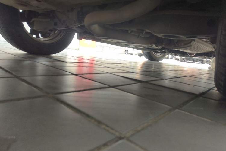 Used Toyota RAV4 2011 2.4L Automatic 4x4 Luxury Edition Chassis Rear Right