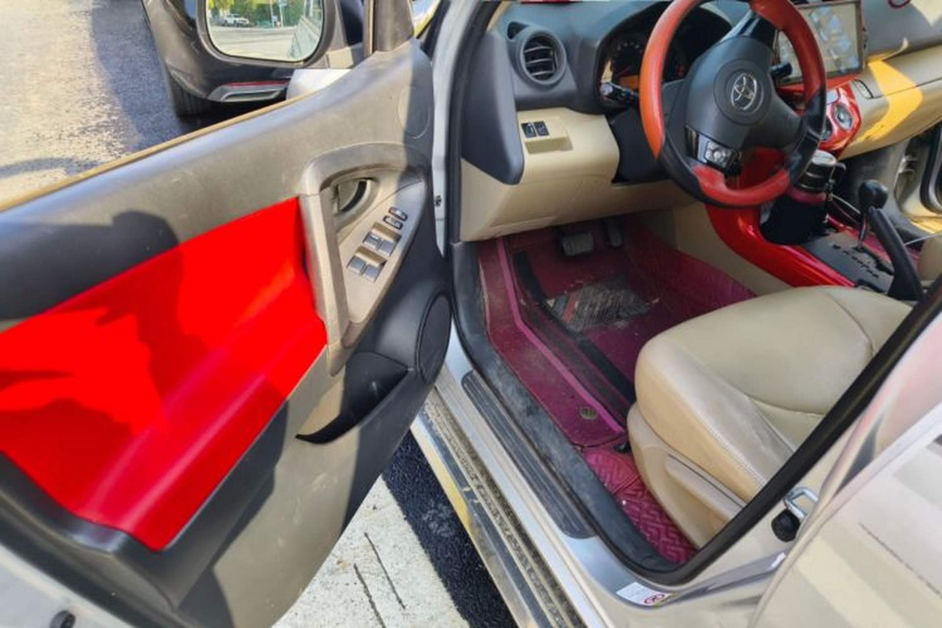 Used Toyota RAV4 2011 2.0L Automatic Classic Edition Driver Seat