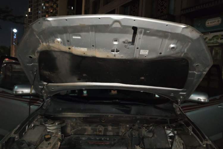 Used Toyota RAV4 2011 2.4L Automatic 4x4 Luxury Edition Engine Bay