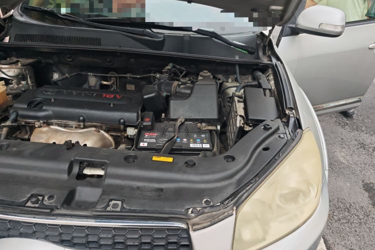 Used Toyota RAV4 2011 2.0L Automatic 4x4 Edition Engine Bay Left