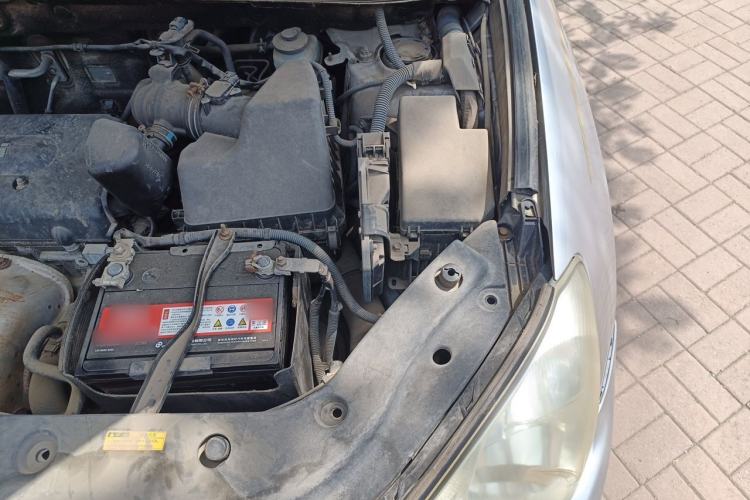 Used Toyota RAV4 2011 2.0L Automatic Luxury Edition Engine Bay Left