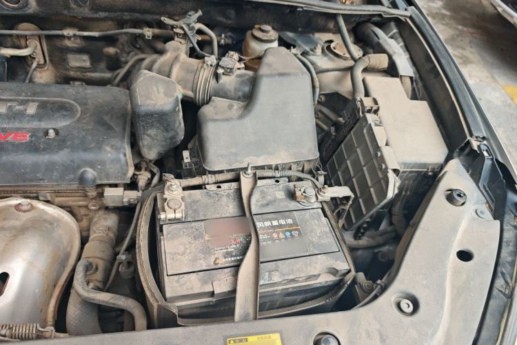 Used Toyota RAV4 2011 2.0L Automatic Classic Edition Engine Bay Left