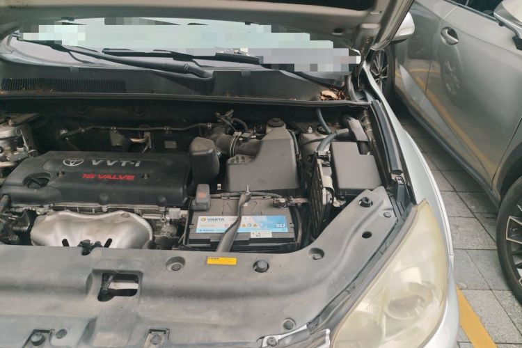 Used Toyota RAV4 2011 2.0L Automatic 4x4 Edition Engine Bay Left