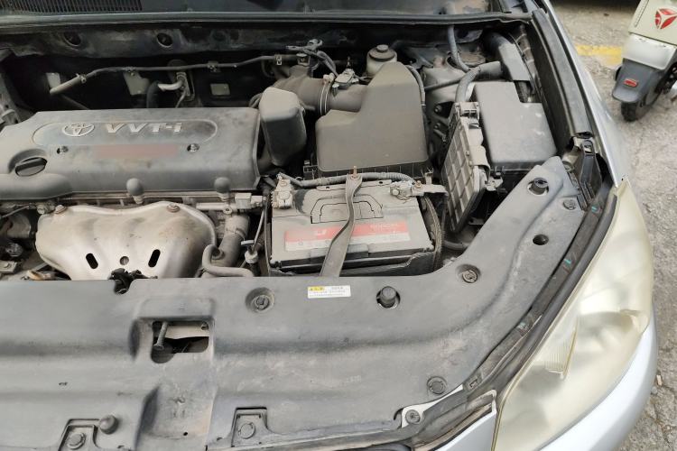 Used Toyota RAV4 2011 2.0L Automatic Classic Edition Engine Bay Left