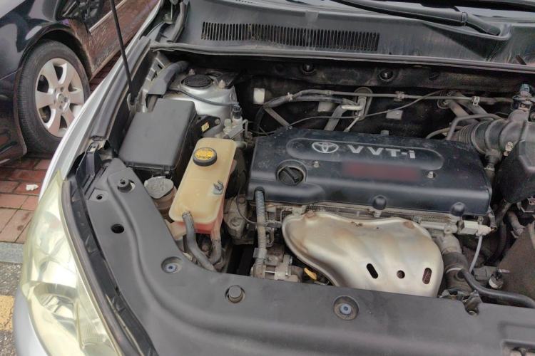 Used Toyota RAV4 2011 2.0L Automatic 4x4 Edition Engine Bay Right