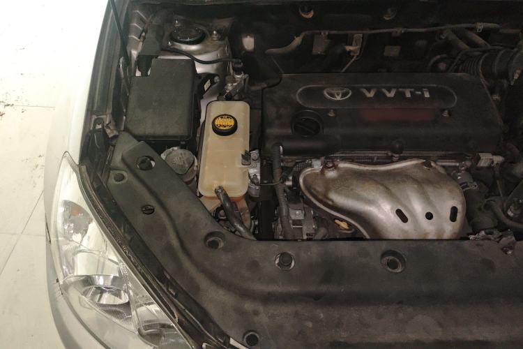 Used Toyota RAV4 2011 2.0L Automatic Classic Edition Engine Bay Right