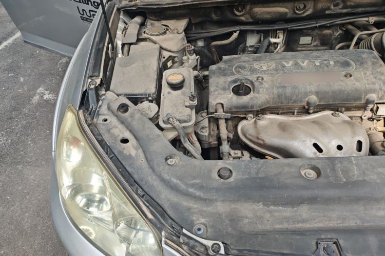 Used Toyota RAV4 2011 2.4L Automatic 4x4 Supreme Edition Engine Bay Right