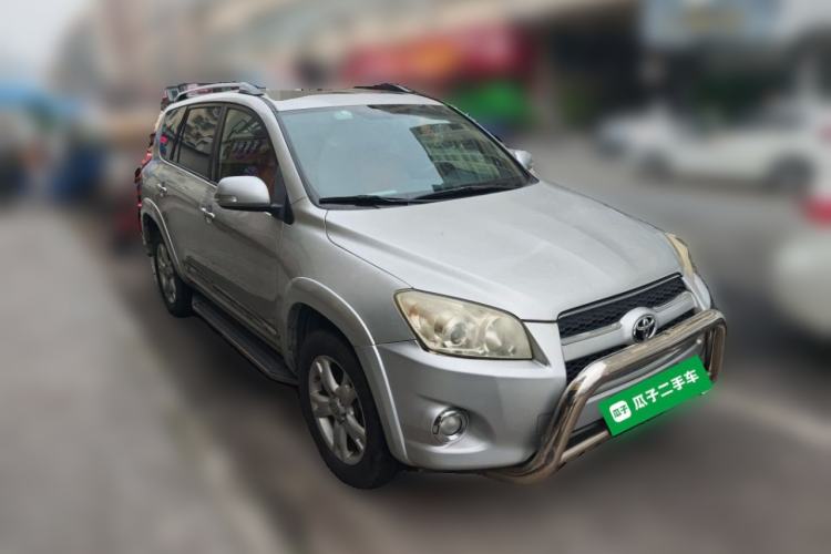 Used Toyota RAV4 2011 2.0L Automatic 4x4 Edition Front Right 45 Deg
