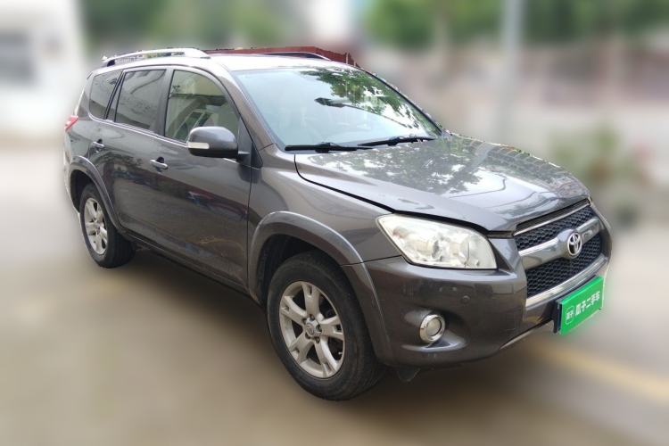 Used Toyota RAV4 2011 2.4L Automatic 4x4 Luxury Edition Front Right 45 Deg