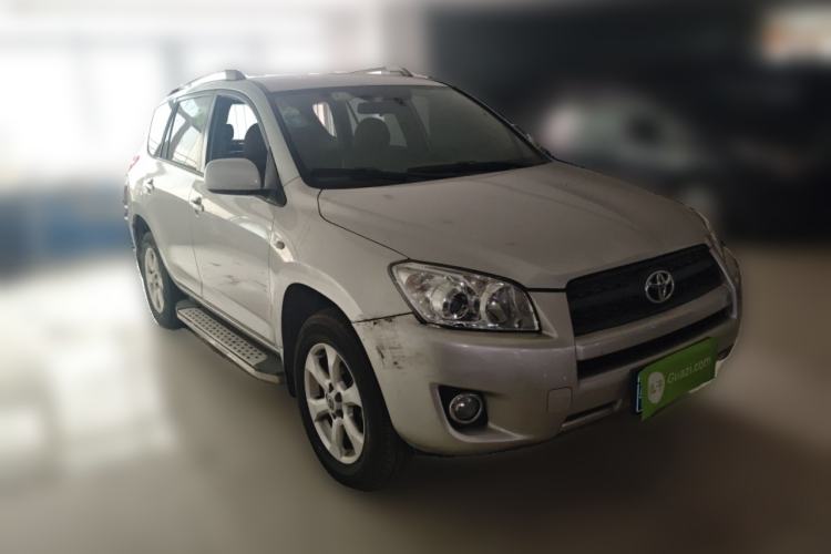 Used Toyota RAV4 2011 2.0L Automatic Classic Edition Front Right 45 Deg