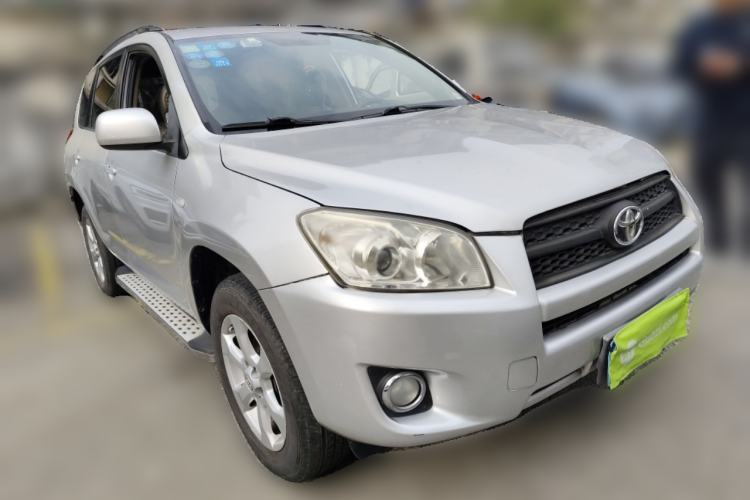 Used Toyota RAV4 2011 2.0L Automatic Classic Edition Front Right 45 Deg