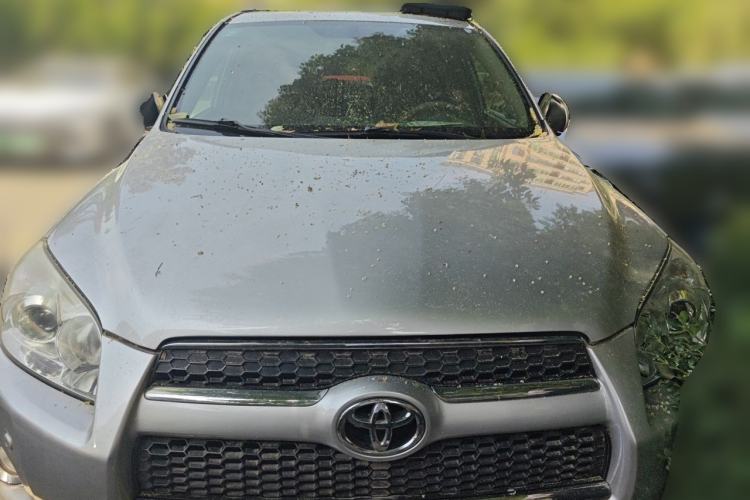 Used Toyota RAV4 2011 2.4L Manual 4x4 Luxury Edition Front