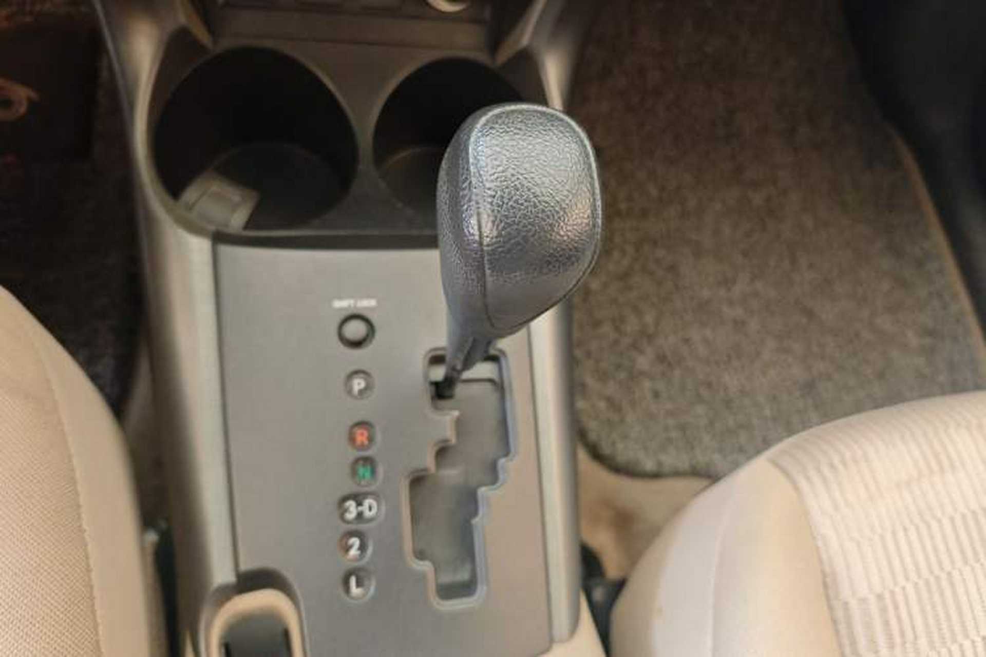 Used Toyota RAV4 2011 2.0L Automatic Classic Edition Gear Lever