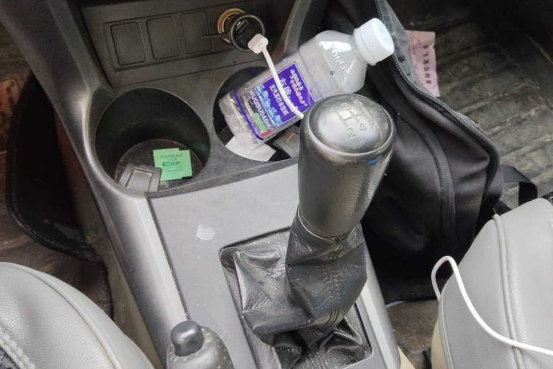 Used Toyota RAV4 2011 2.0L Manual Classic Edition Gear Lever