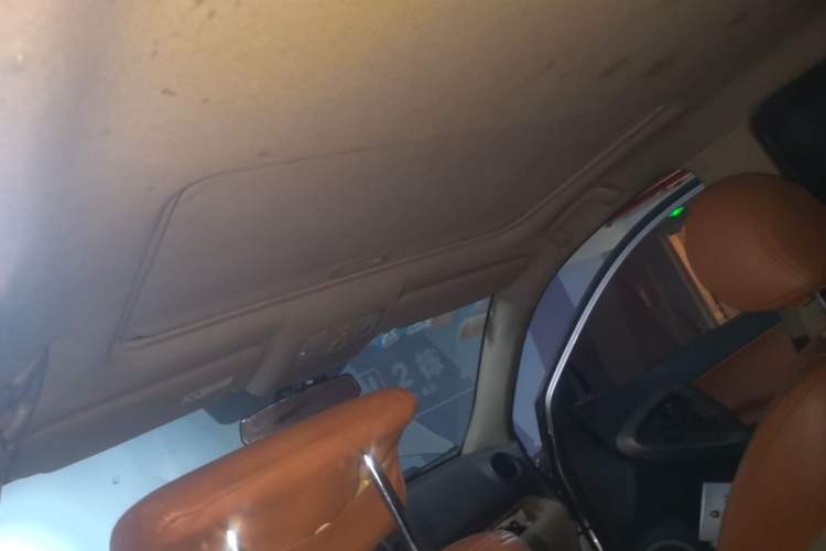 Used Toyota RAV4 2011 2.0L Automatic 4x4 Edition Headliner