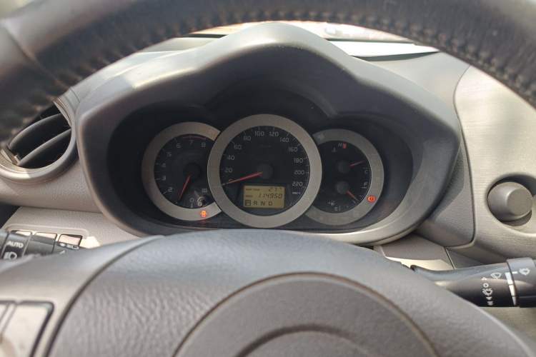 Used Toyota RAV4 2011 2.0L Automatic Luxury Edition Instrument Cluster