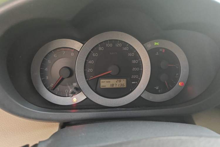 Used Toyota RAV4 2011 2.4L Manual 4x4 Luxury Edition Instrument Cluster
