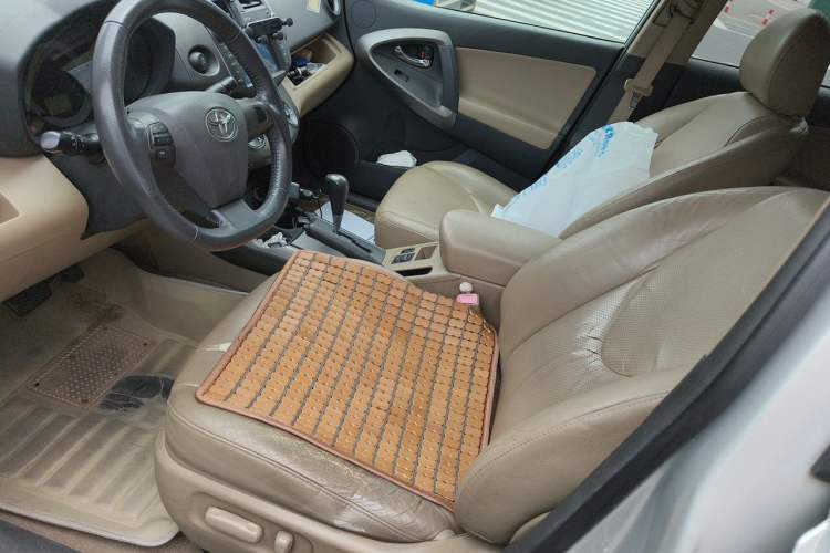Used Toyota RAV4 2011 2.4L Automatic 4x4 Luxury Edition Left Front Seat