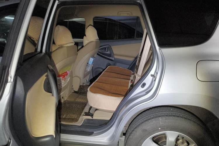 Used Toyota RAV4 2011 2.0L Automatic Classic Edition Left Rear Seat