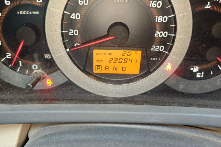 Used Toyota RAV4 2011 2.4L Automatic 4x4 Luxury Edition Odometer Close Up