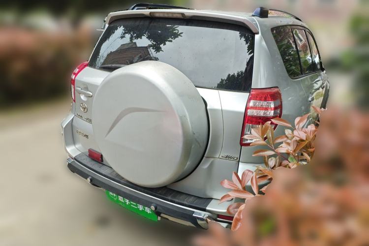 Used Toyota RAV4 2011 2.4L Automatic 4x4 Luxury Edition Rear Right 45 Deg
