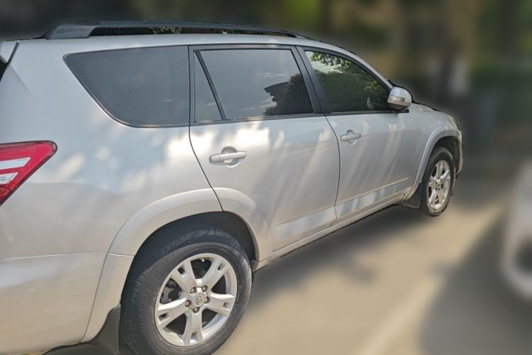 Used Toyota RAV4 2011 2.4L Manual 4x4 Luxury Edition Rear Right 45 Deg